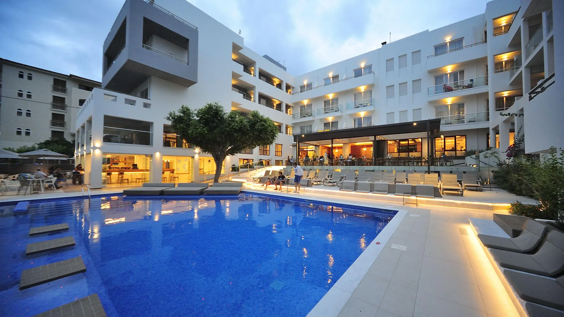 העיירה רתימנו Atrium Ambiance Hotel (Adults Only)  העיירה רתימנו