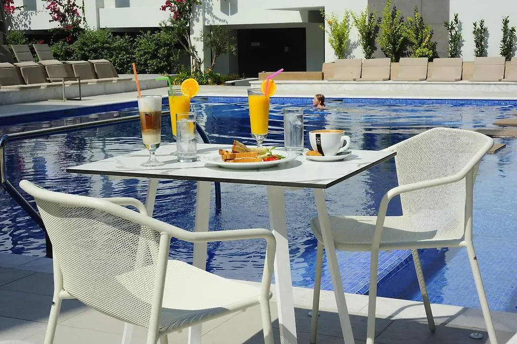 העיירה רתימנו Atrium Ambiance Hotel (Adults Only) 4*, העיירה רתימנו